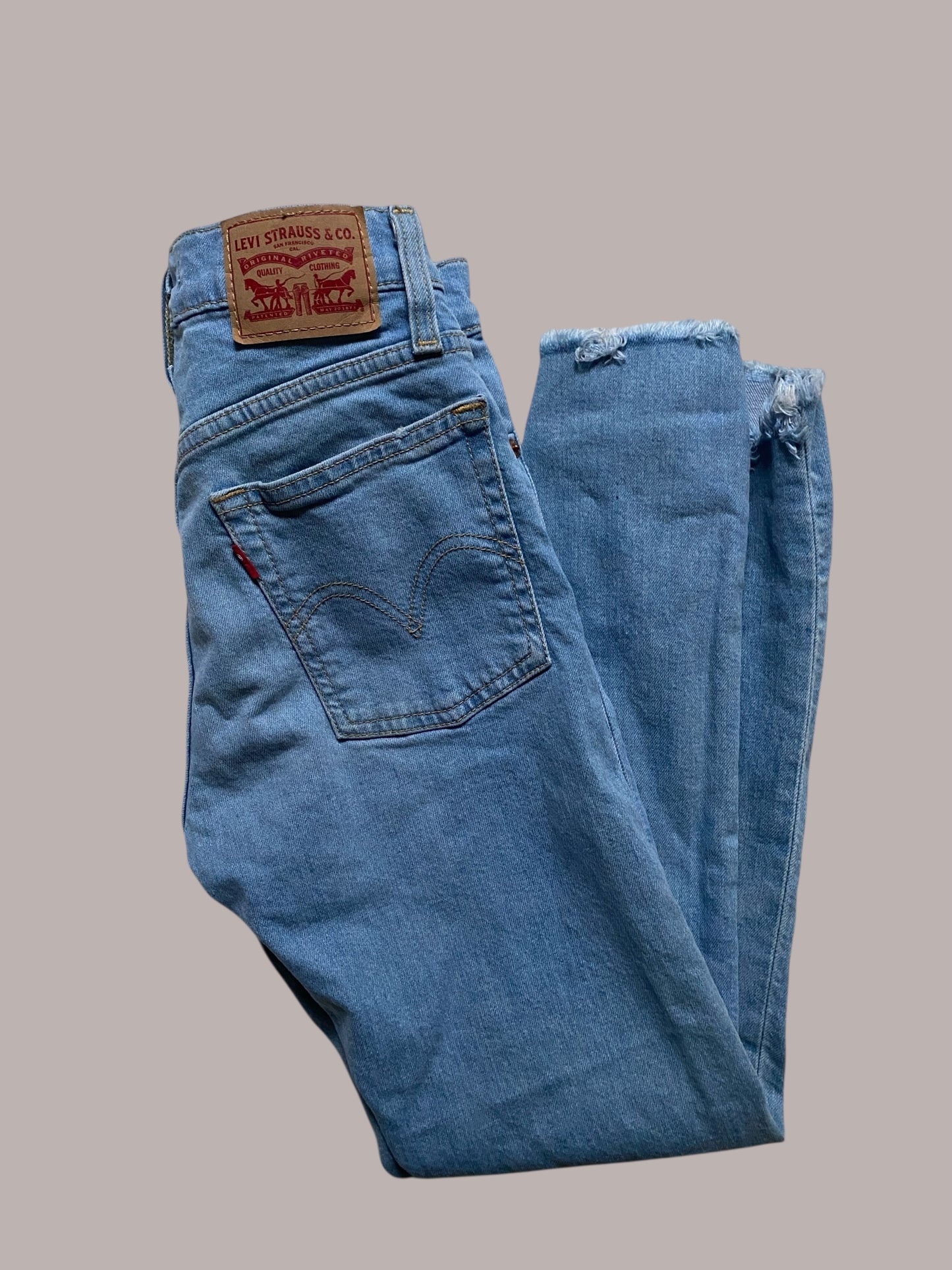 Light wash skinny jeans women's 23 | Levi's