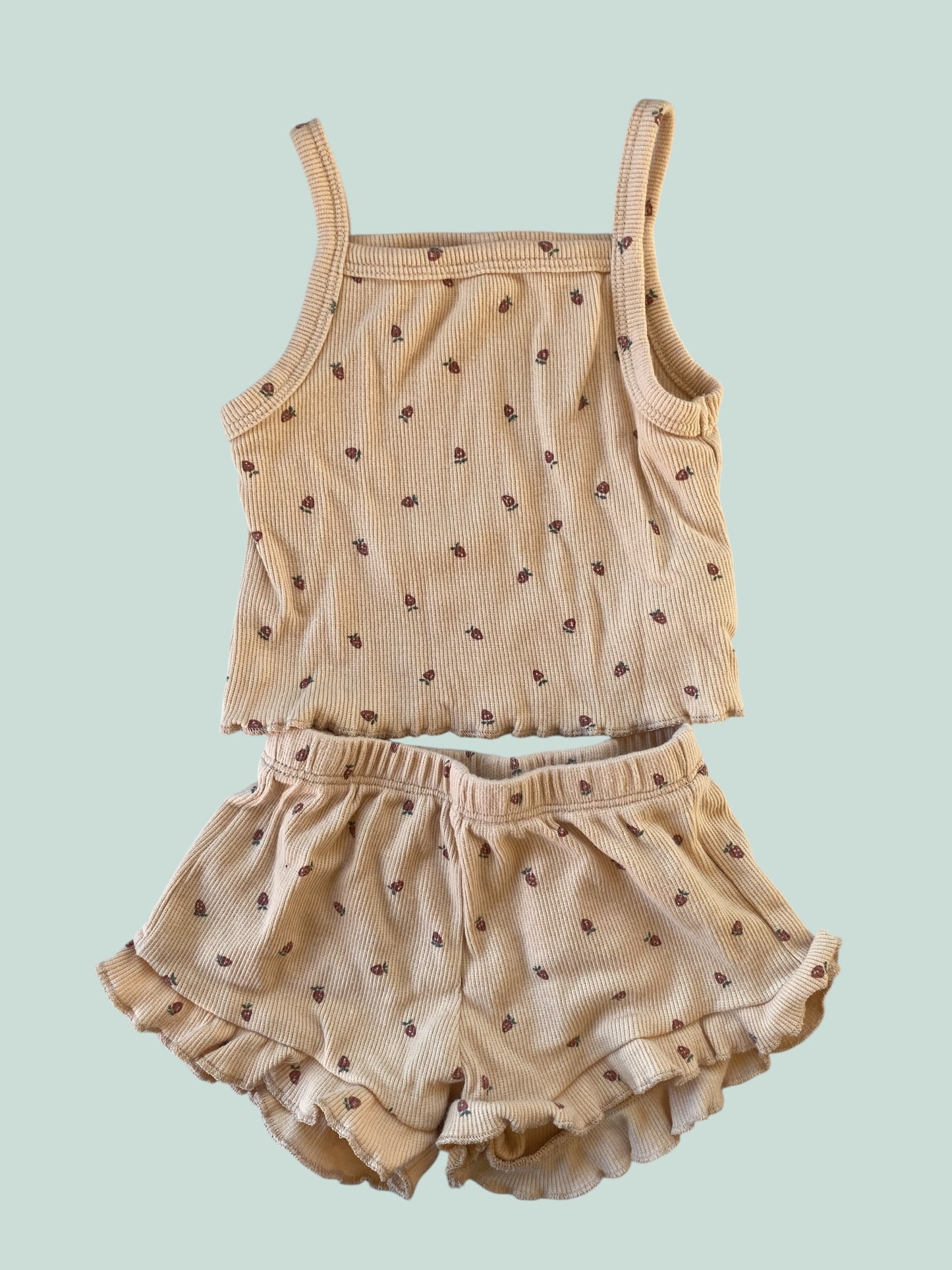 Organic cotton strawberry tank and short set 6-12m | Quincy Mae