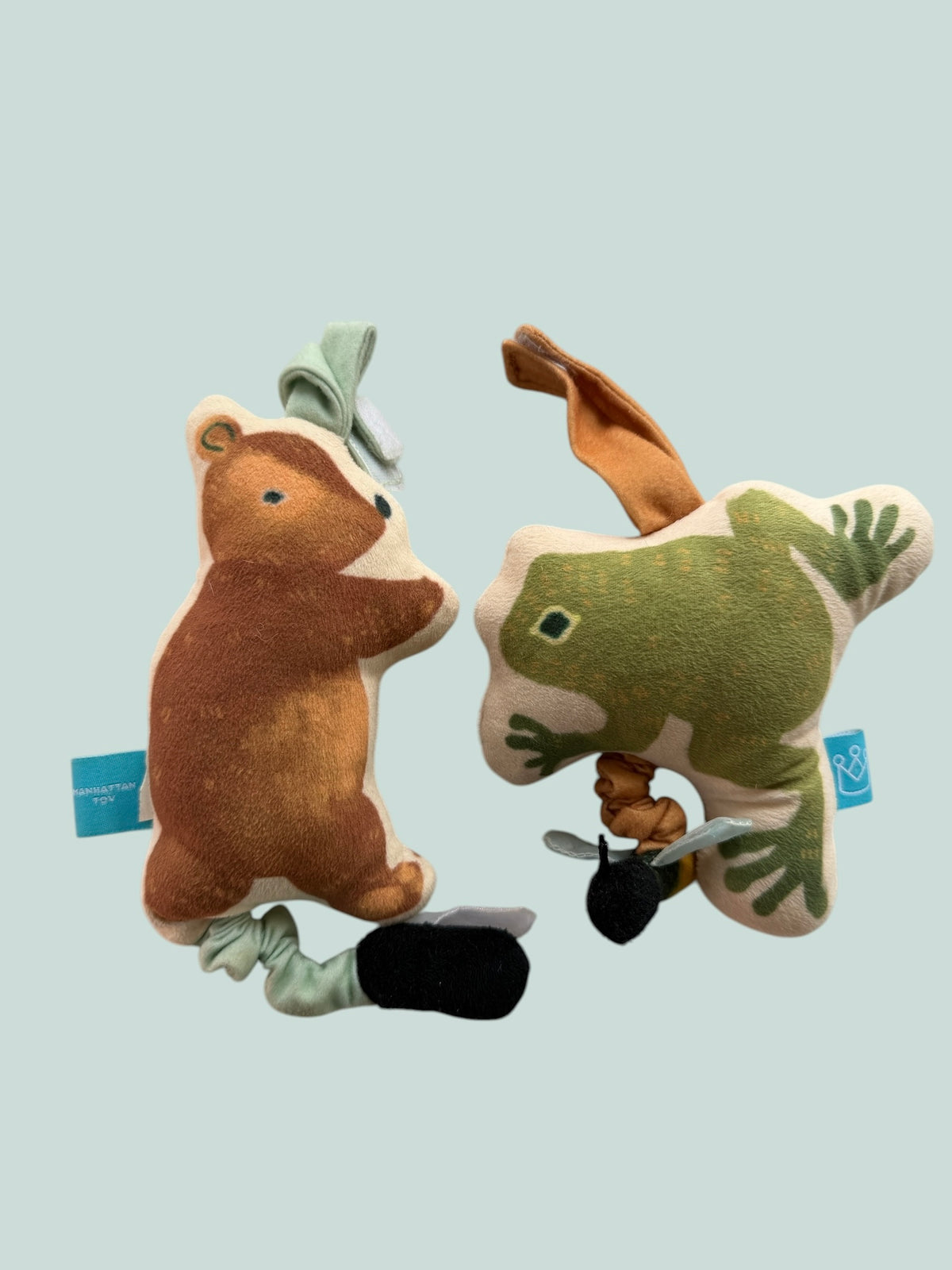 Frog and bear take-along toy | Manhatten Toys