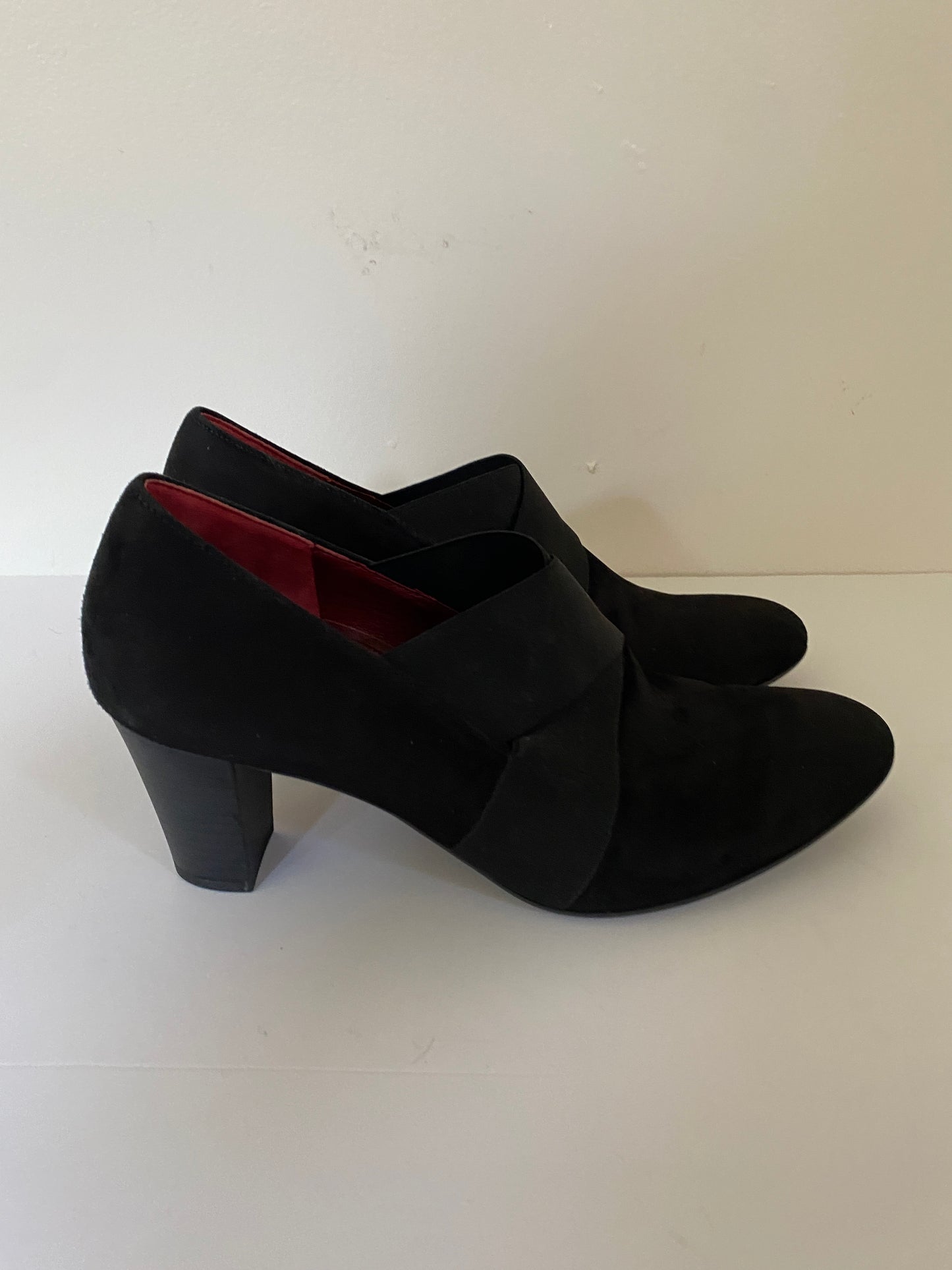 Black suede heels - 8| Gabor