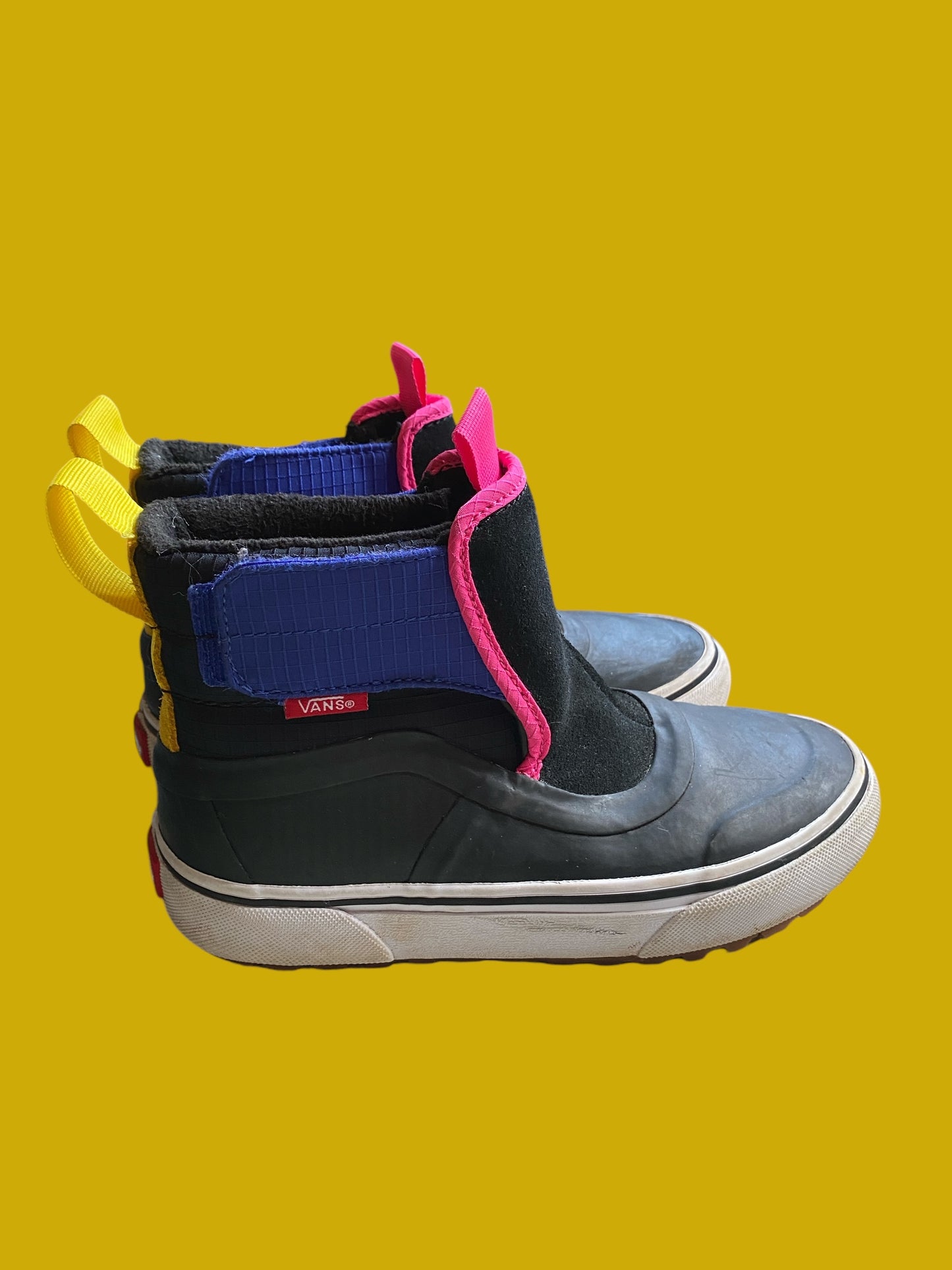 Velcro slip on all weather shoe 2 US Big Kid | Vans