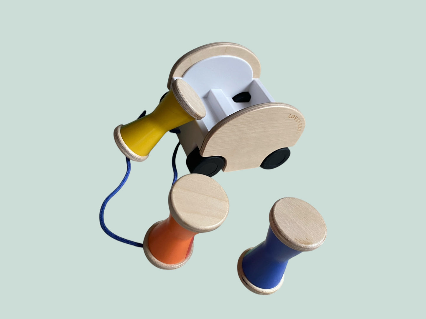 Wooden pull along puzzle toy | Lovevery