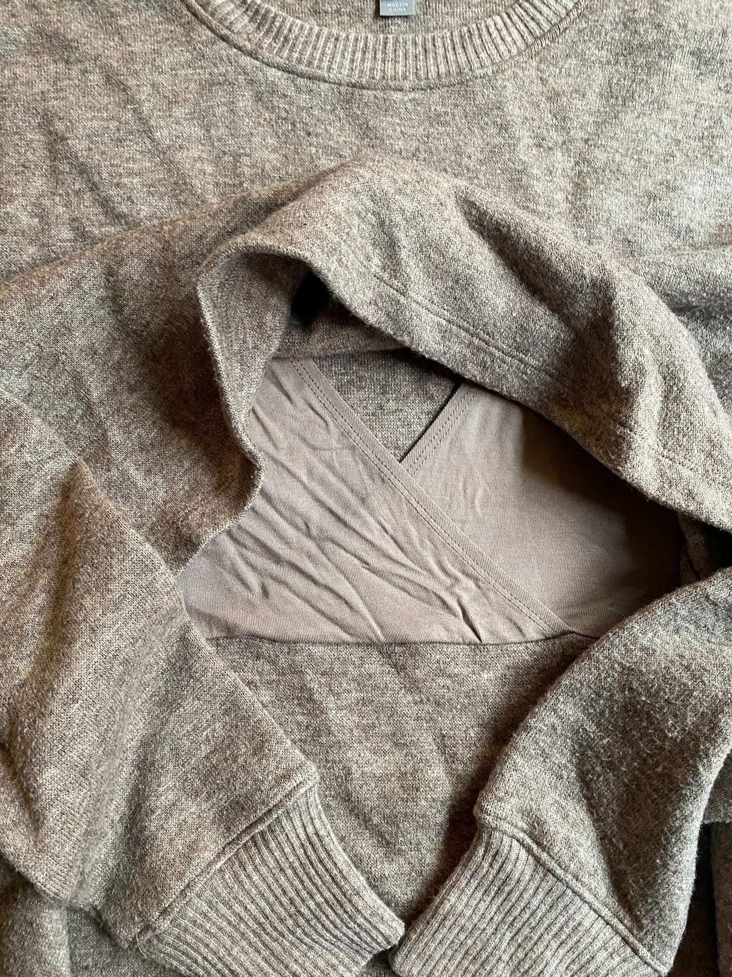 Very soft nursing sweater adult size S | Thyme
