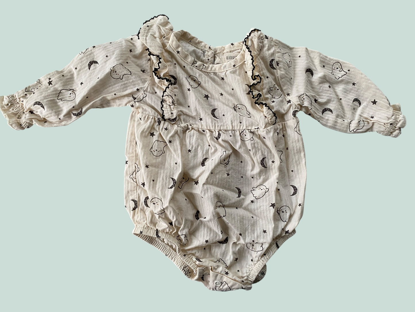 Organic cotton ghost onesie 6-9m | Rabbit + Bear