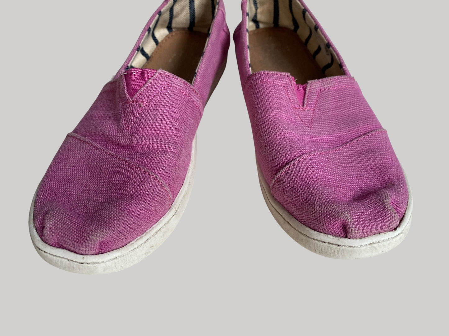 Pink canvas slip on shoe 3 US Big Kids | Tom's