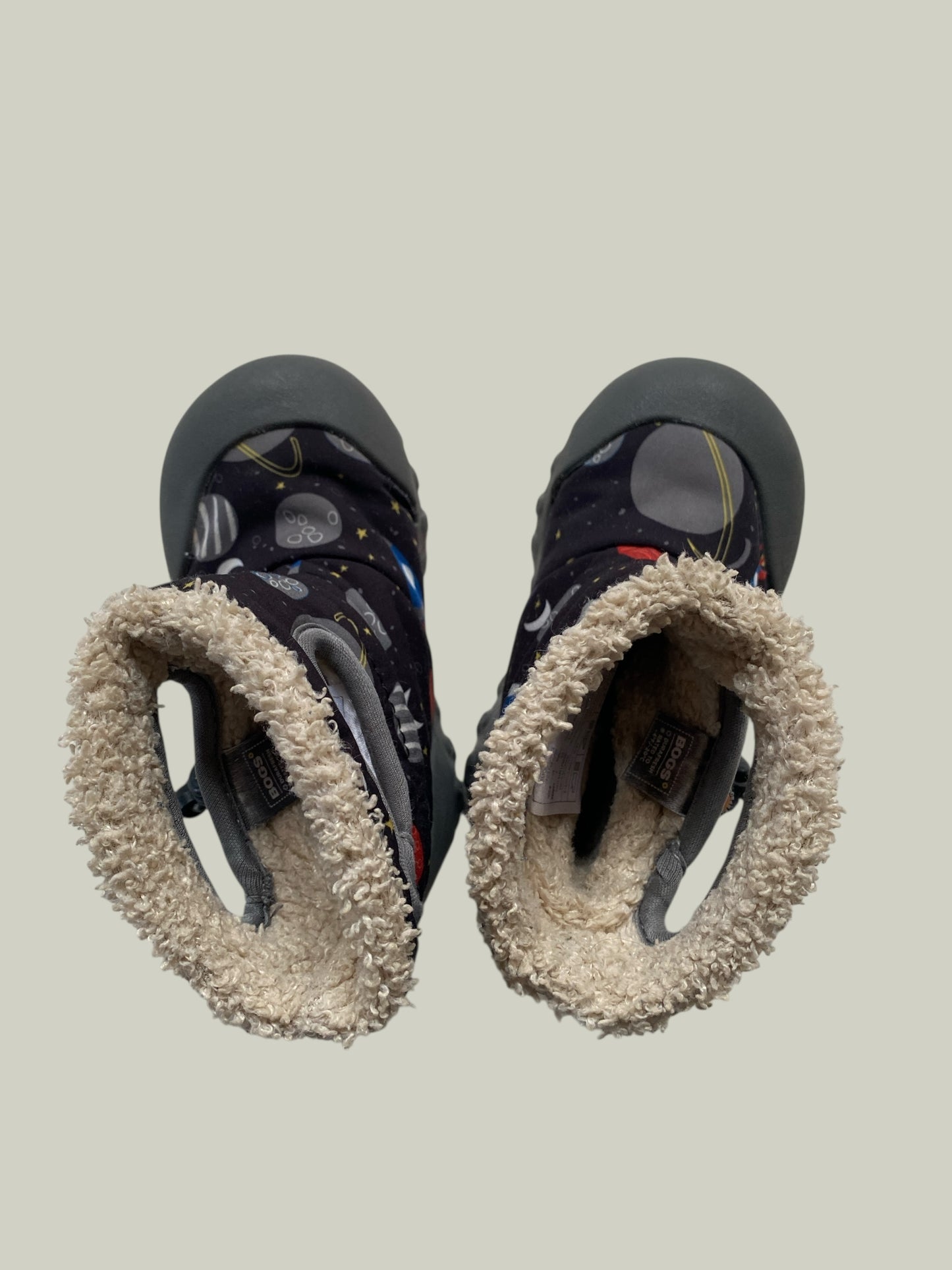 Space themed winter boots 7US Little Kid | Bogs