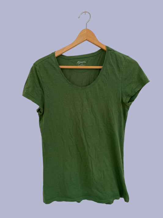 Organic cotton green t-shirt women's small  (36 EU)| Maas