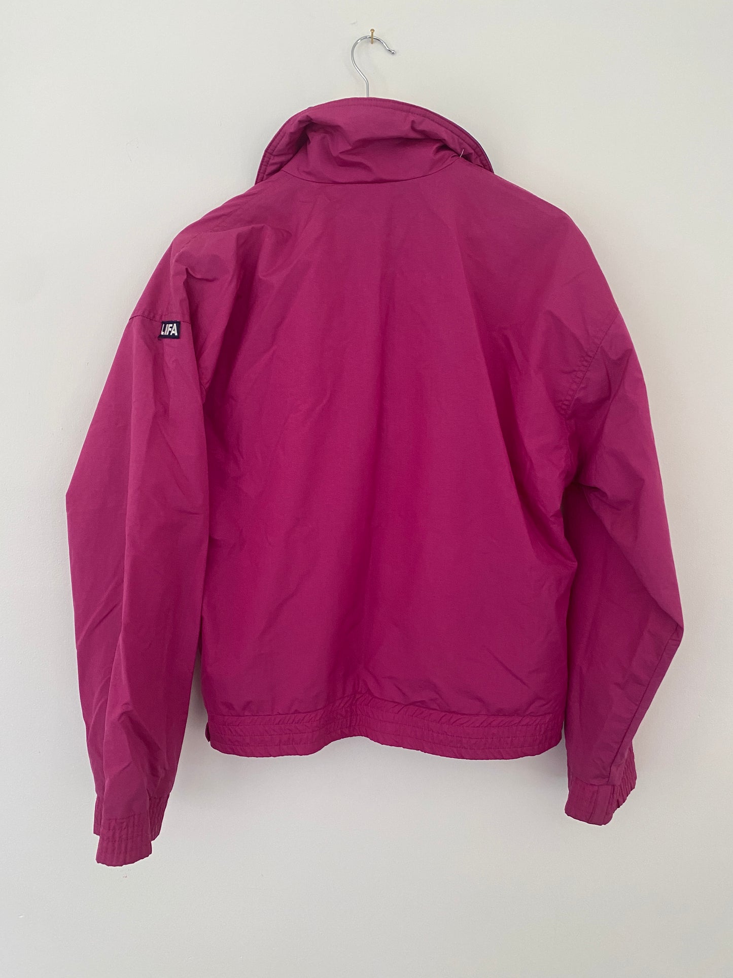 Vintage windbreaker adult small/medium | Lifa