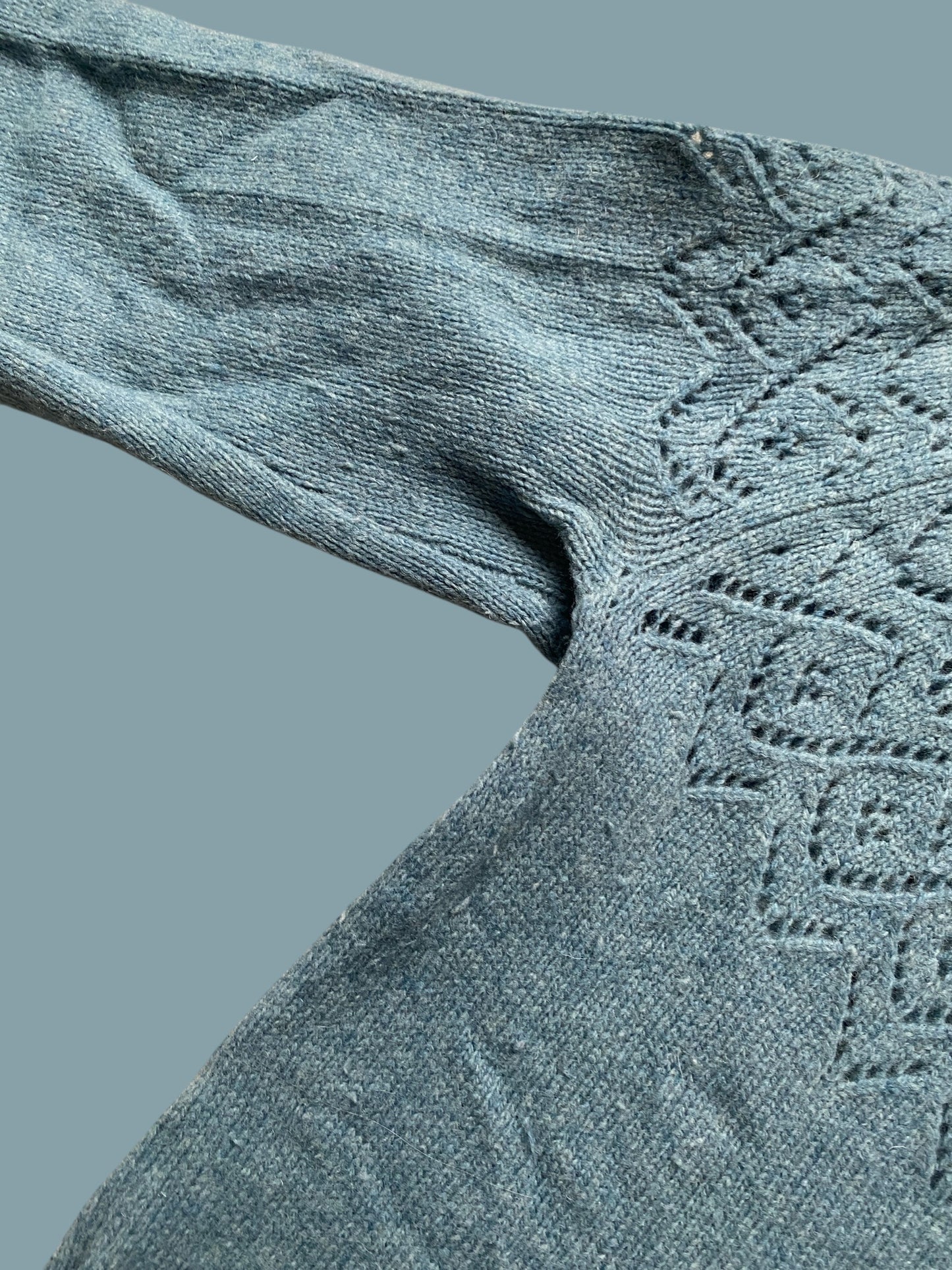 Beautiful lambs wool blend sweater size medium adult | Tabitha Webb