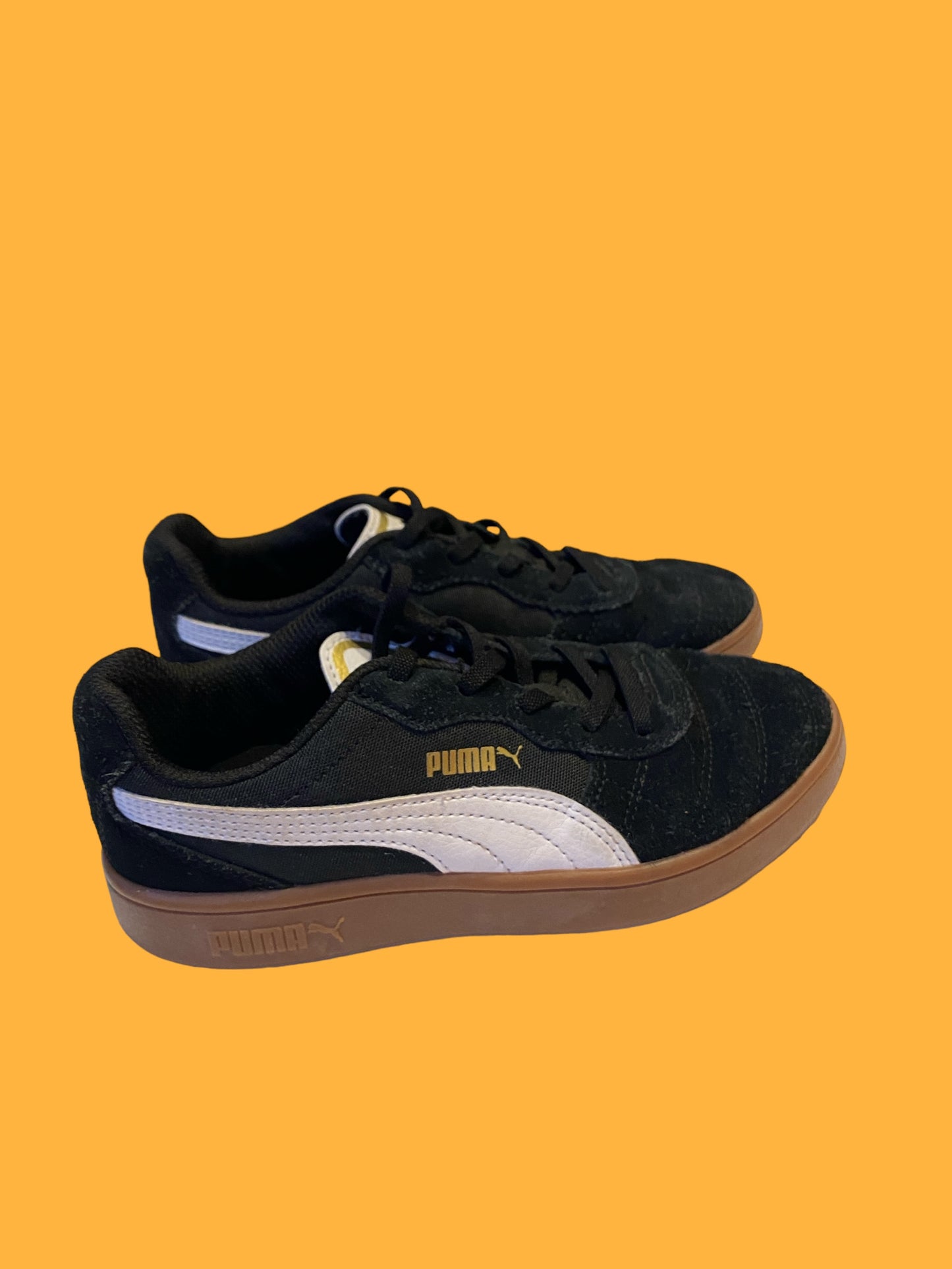 Black suede sneaker 2 US Big Kid | Puma
