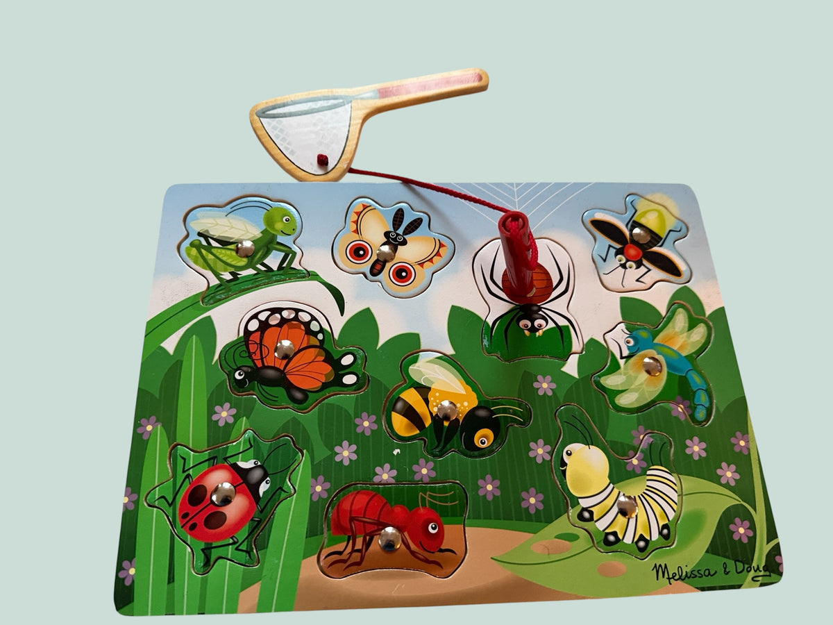 Wooden bug-catching puzzle | Melissa and Doug