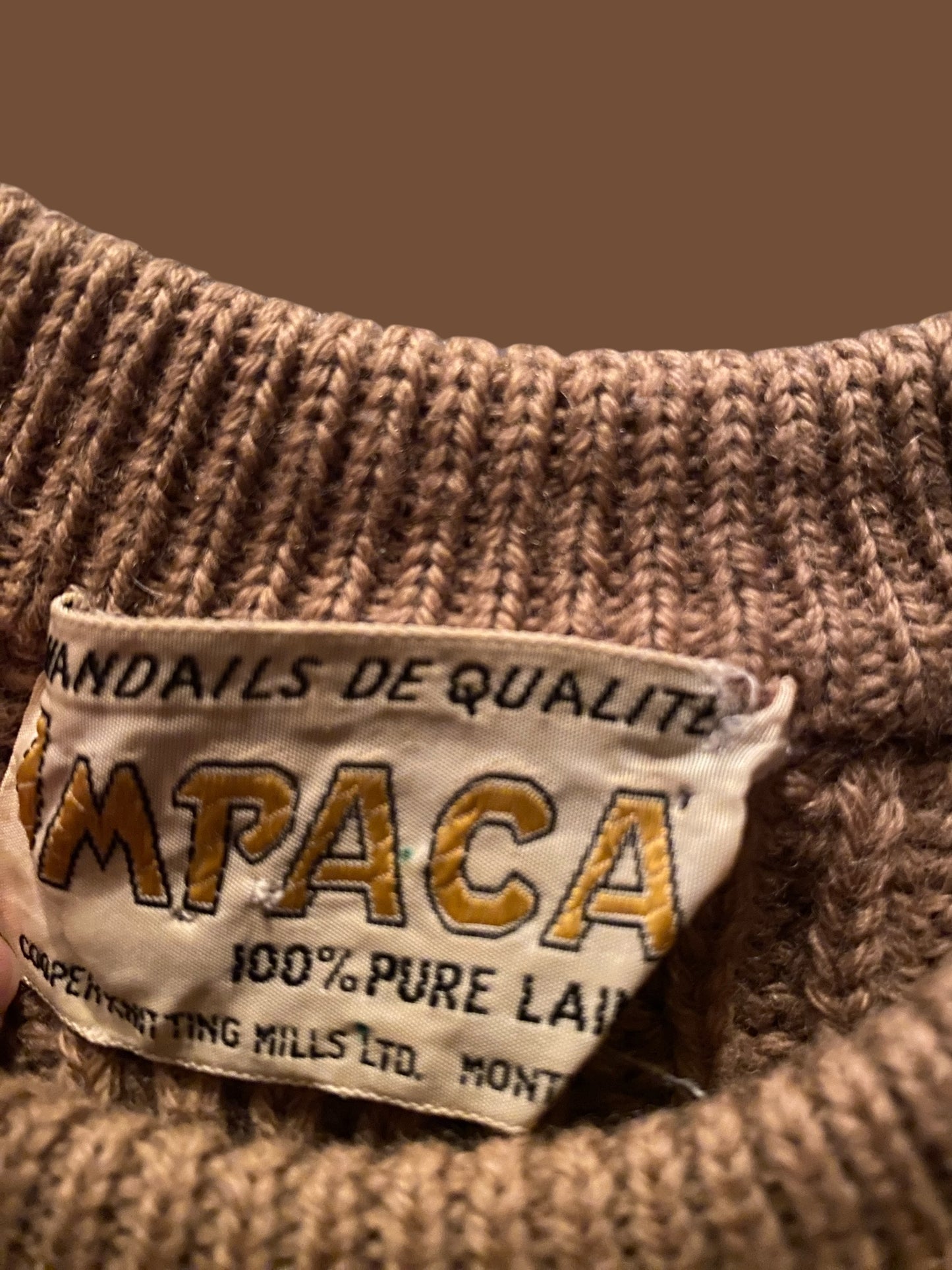 Camel coloured vintage wool sweater s/m adult | Impaca
