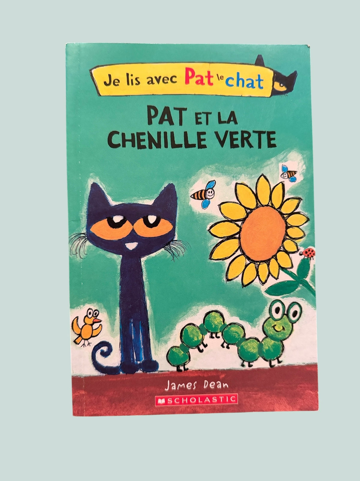 FRENCH Pat et la chenille verte