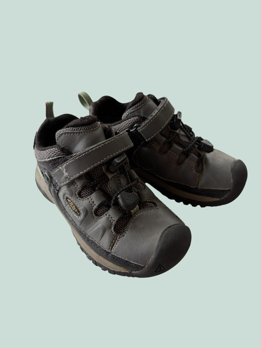Waterproof velcro shoes 10US Little Kid | Keen