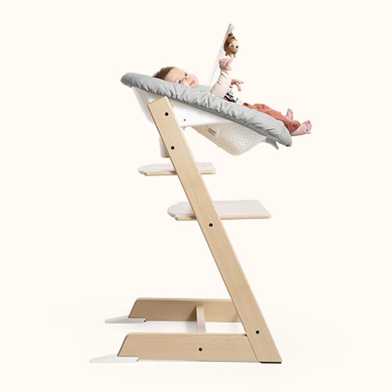 Newborn set with toy hanger for Stokke Tripp Trapp chair *pickup only*
