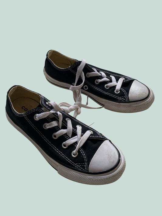 Black canvas sneakers 1 US Big Kids | Converse