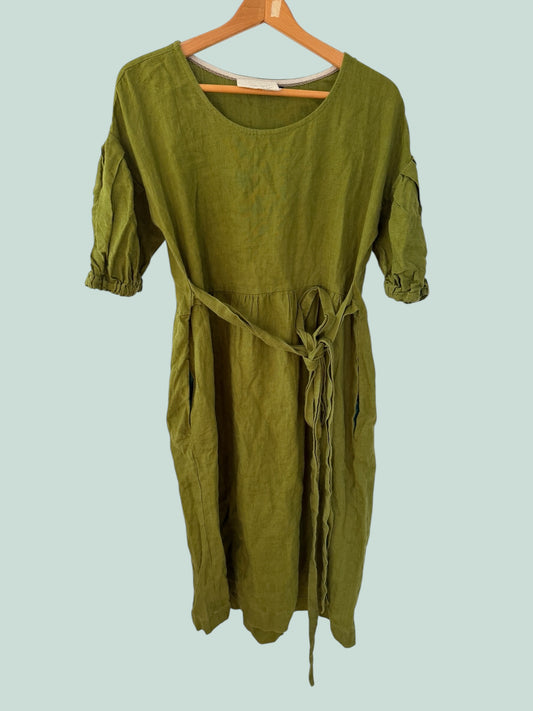 Moss green linen dress medium | Isle of Shee