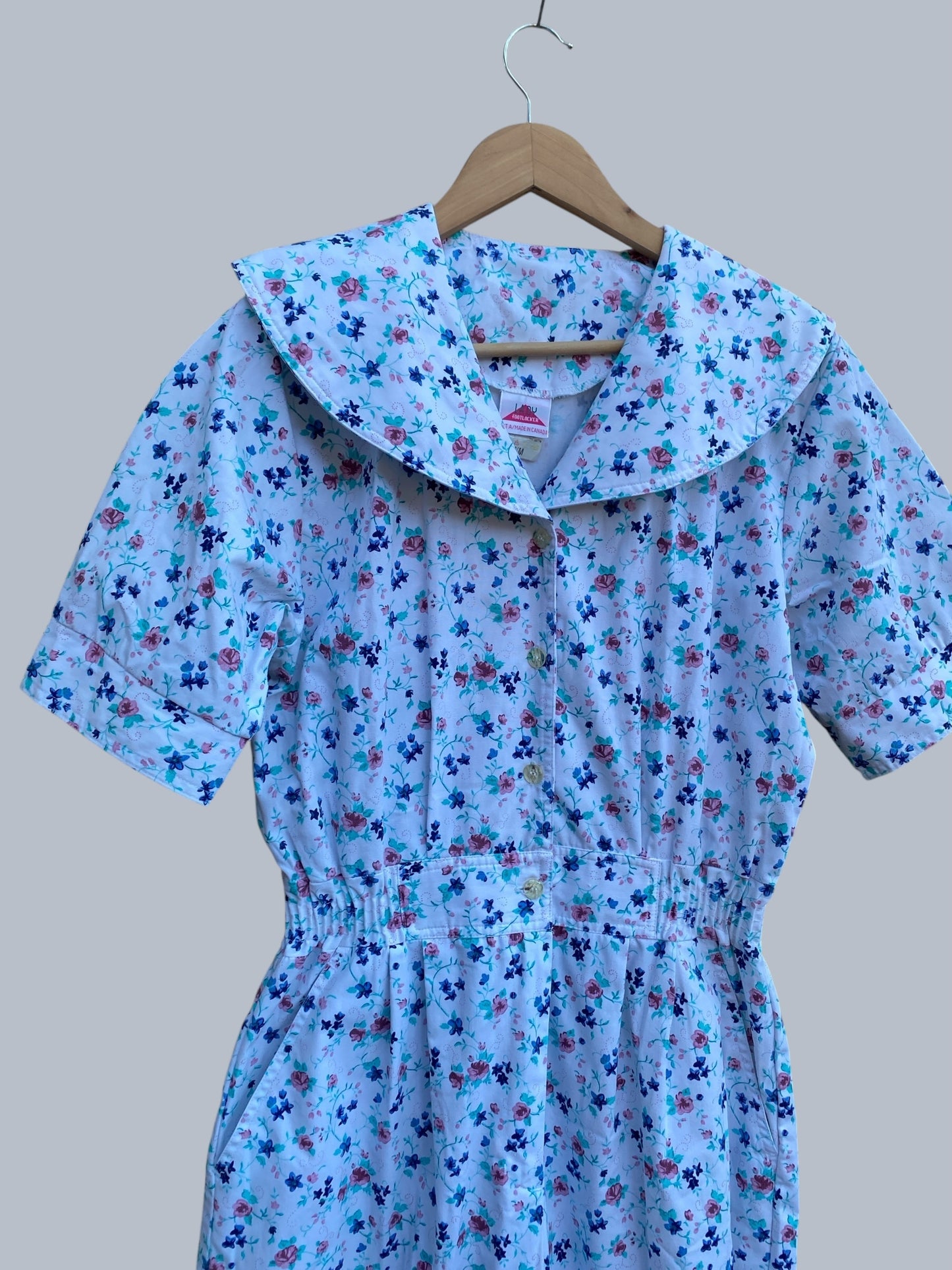 Vintage floral jumpsuit women’s medium