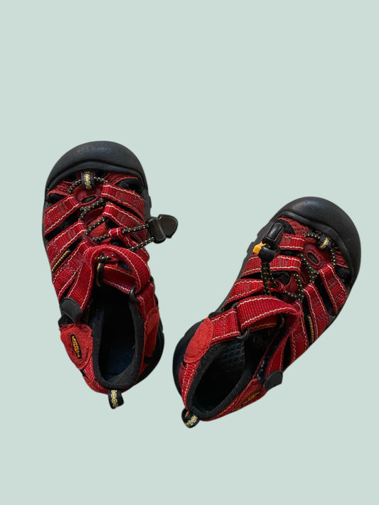 Velcro sandals 10US } Keen