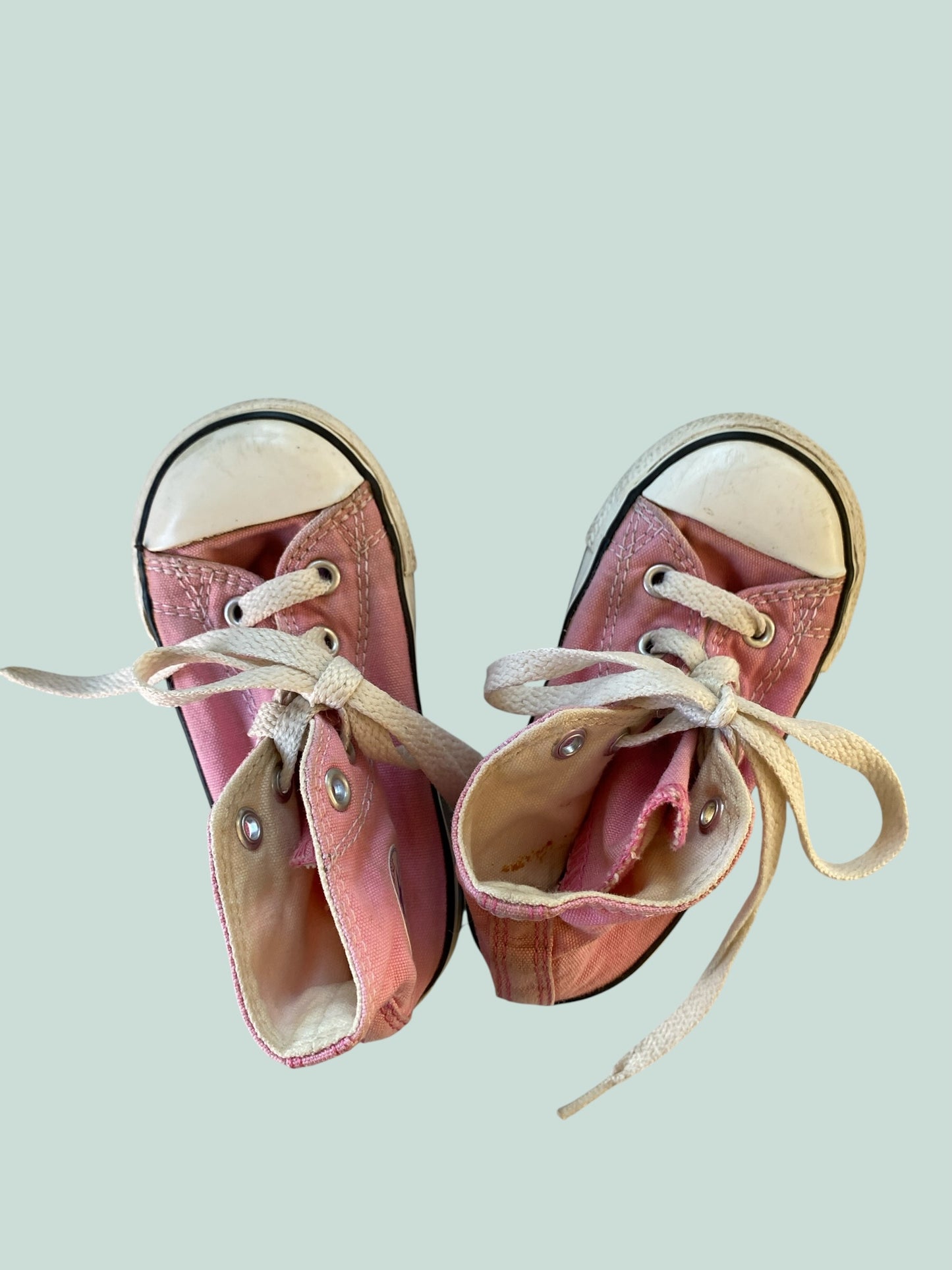 Pink canvas sneakers 6US Little Kids | Converse