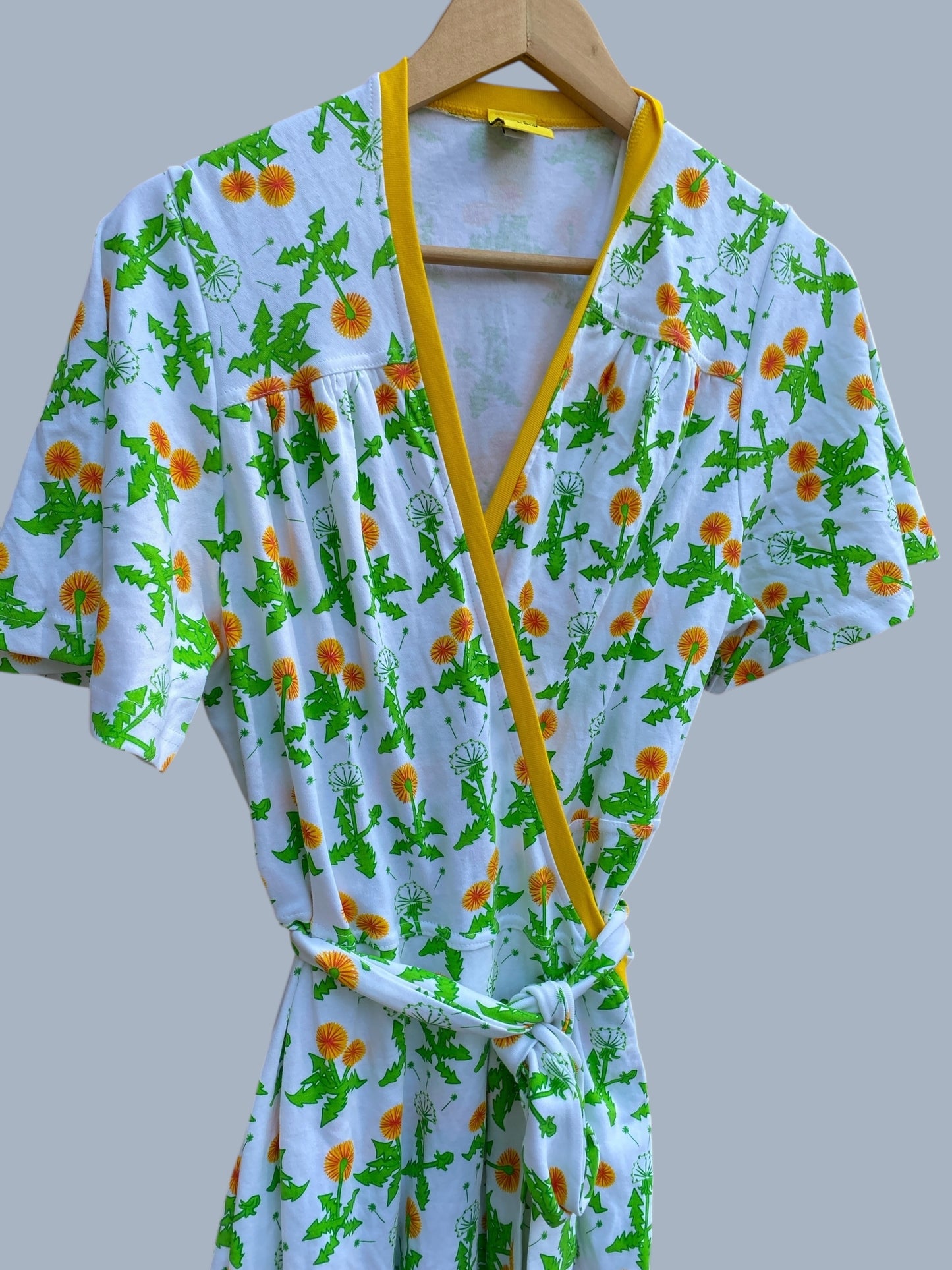Organic cotton wrap dress with flutter sleeves, large adult | Duns Sweden