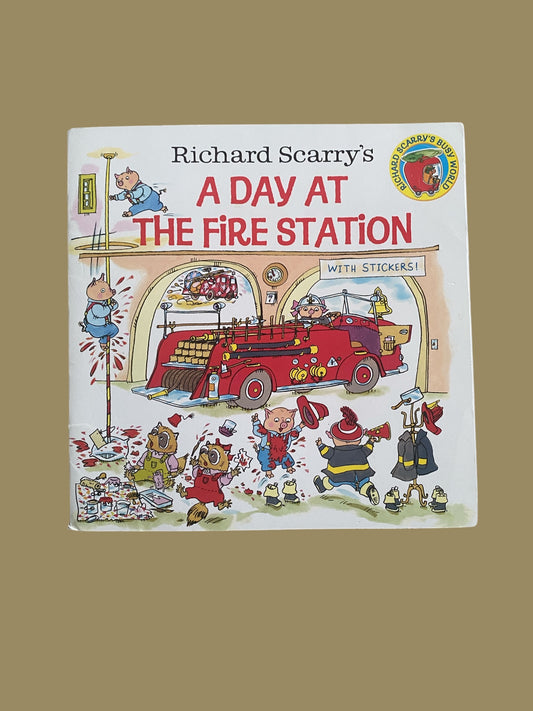 A day at the fire station - Richard Starry