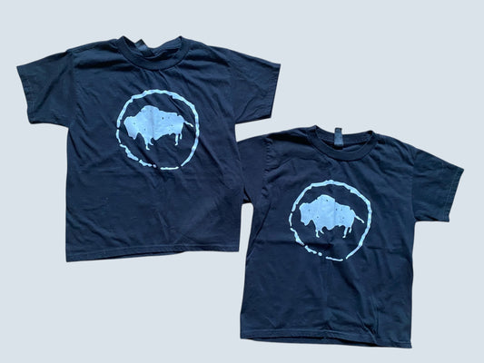 Black cotton blend bison t-shirt 6-8Y (small) - to available
