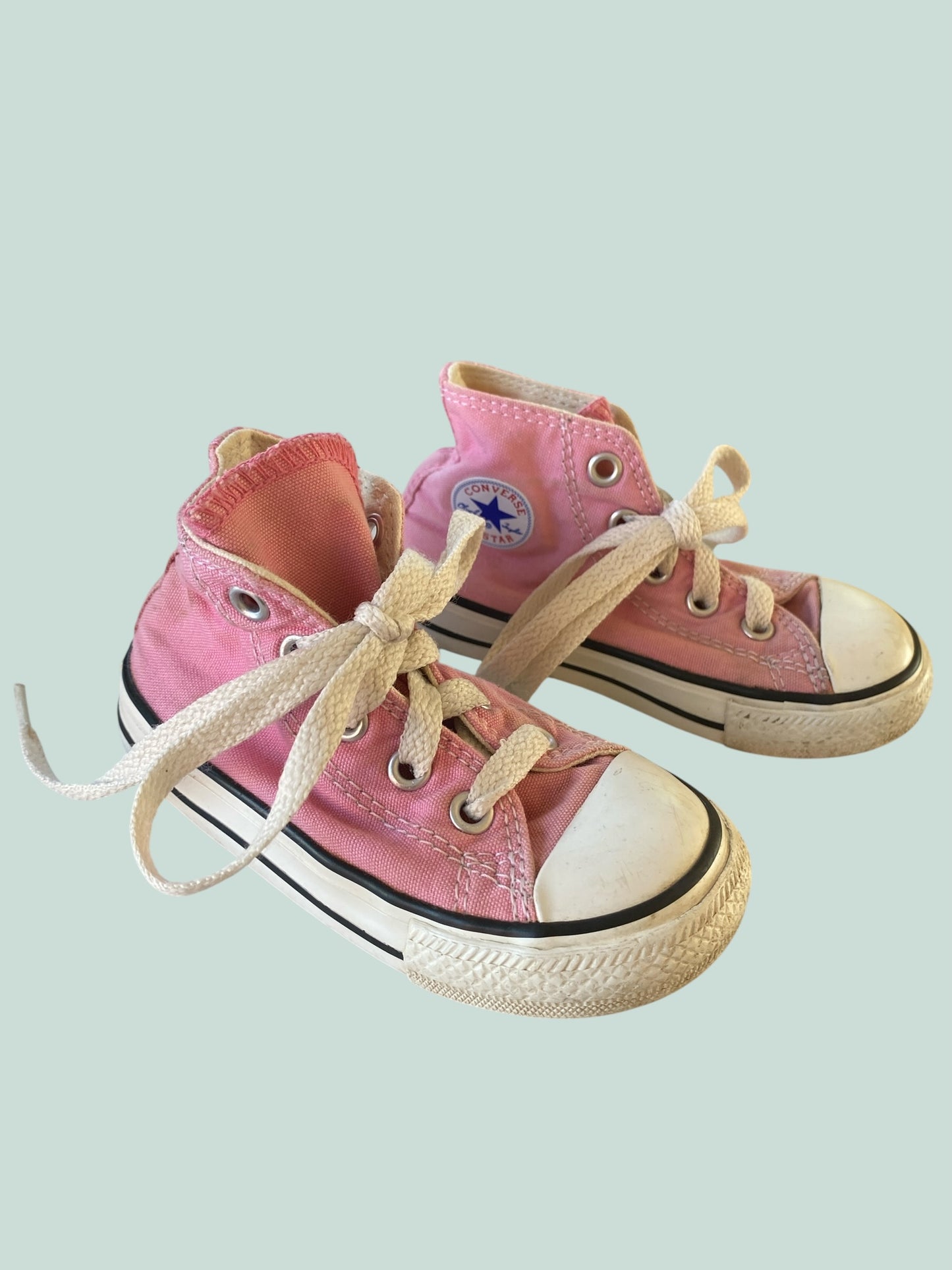 Pink canvas sneakers 6US Little Kids | Converse