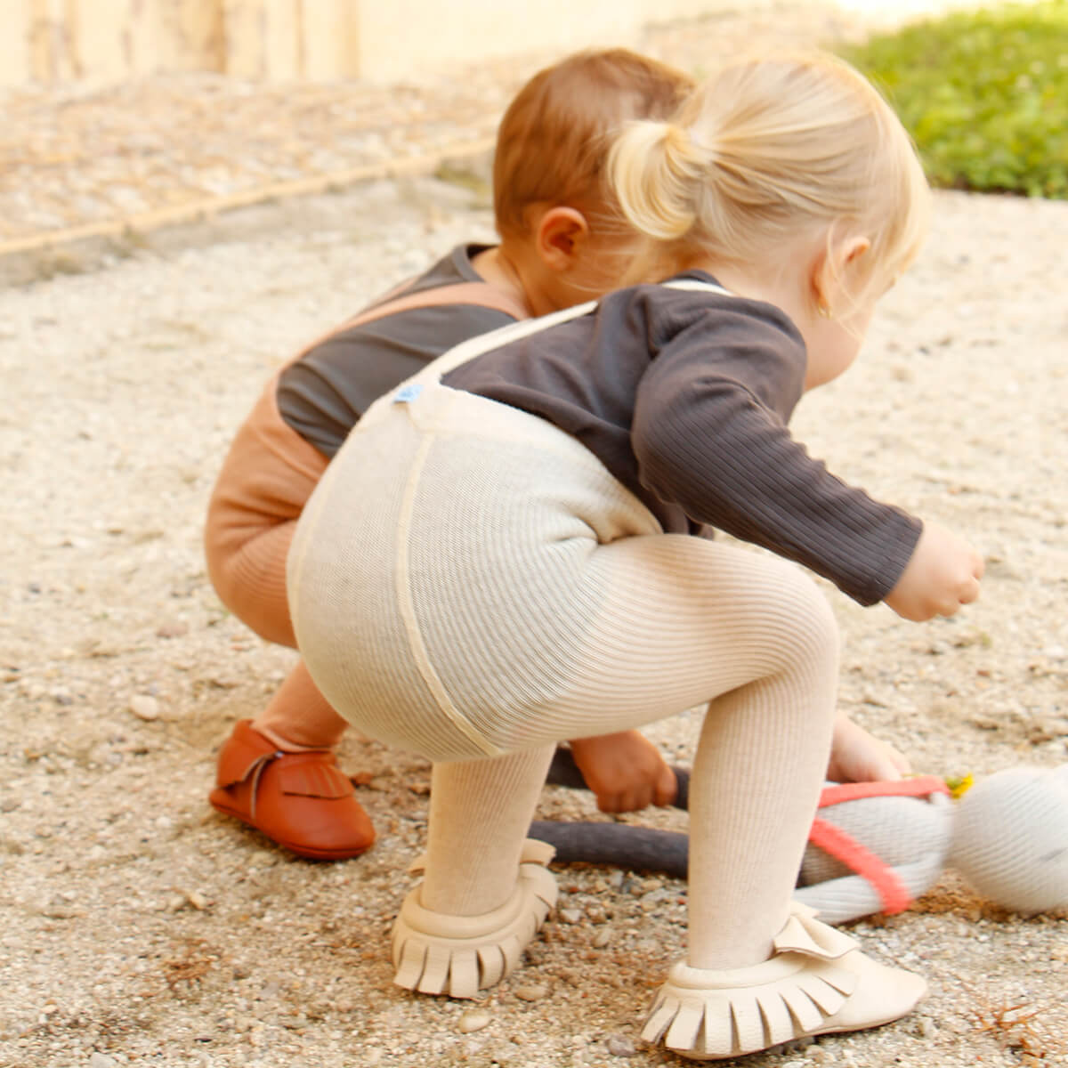 Retro wool/organic cotton footless tights with braces, cream, 3-4Y | Silly Silas