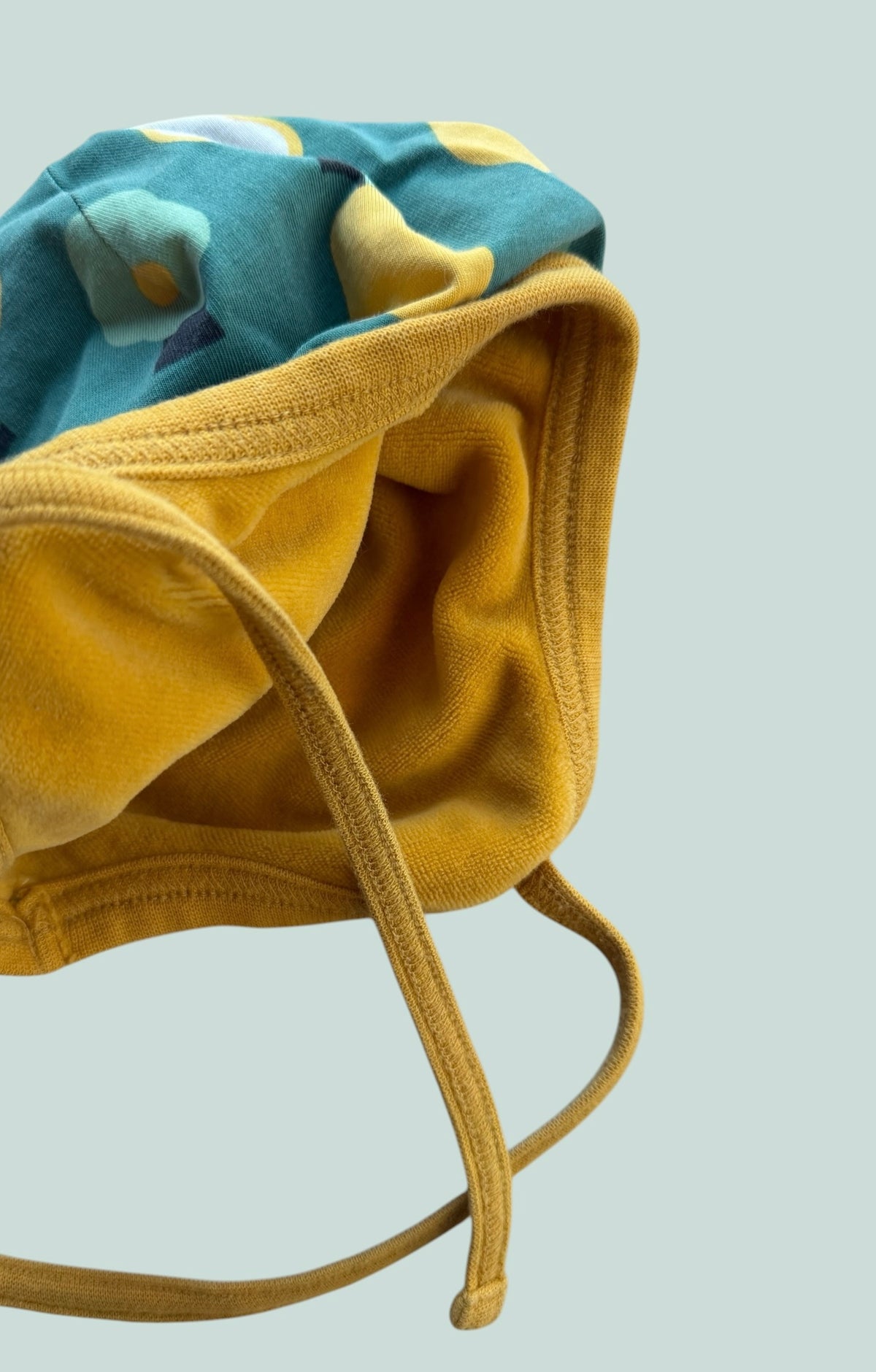 Organic cotton velour lined pear bonnet 4-9m/44-46 | Maxomorra
