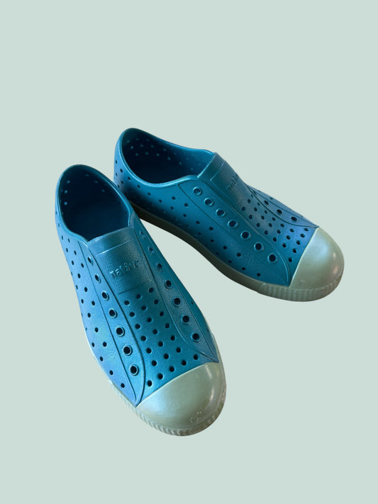Sandals 3 US Big Kids | Natives