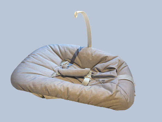 Newborn set with toy hanger for Stokke Tripp Trapp chair *pickup only*