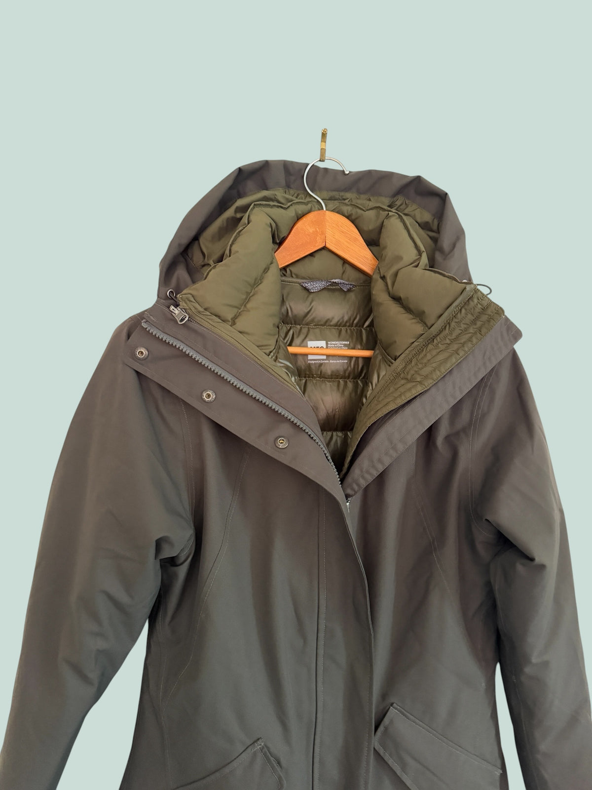 3-in-1 down parka with outer shell women’s small dark green/brown | MEC