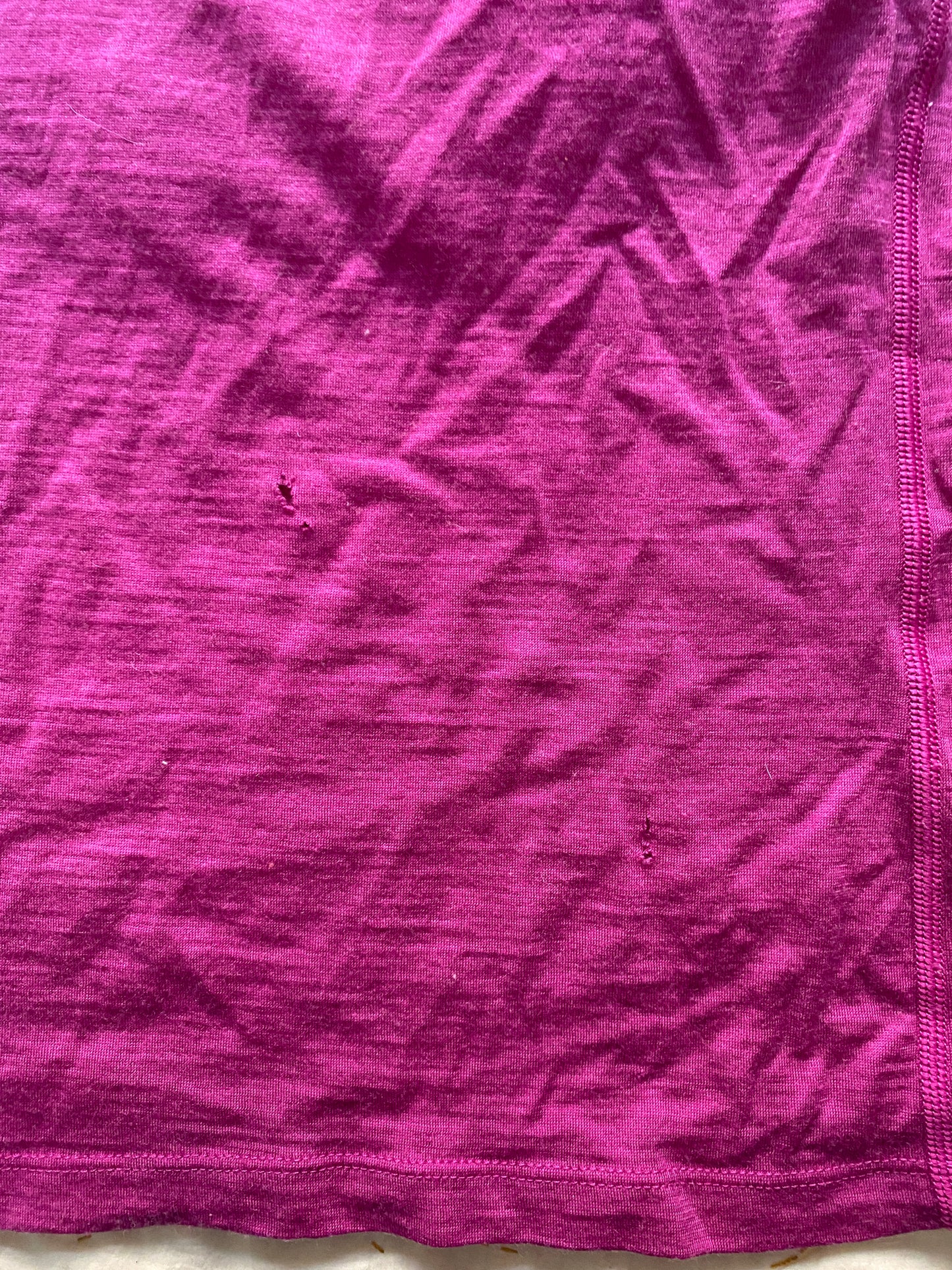 Pink long sleeve wool shirt 10Y (140) Icebreaker