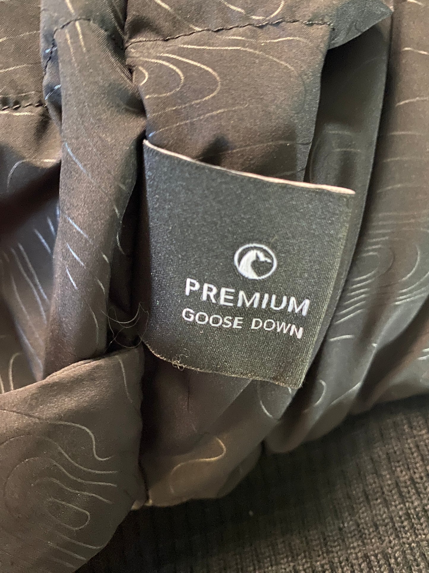 Women’s Denali parka XXS | Golden by TNA/ Aritzia