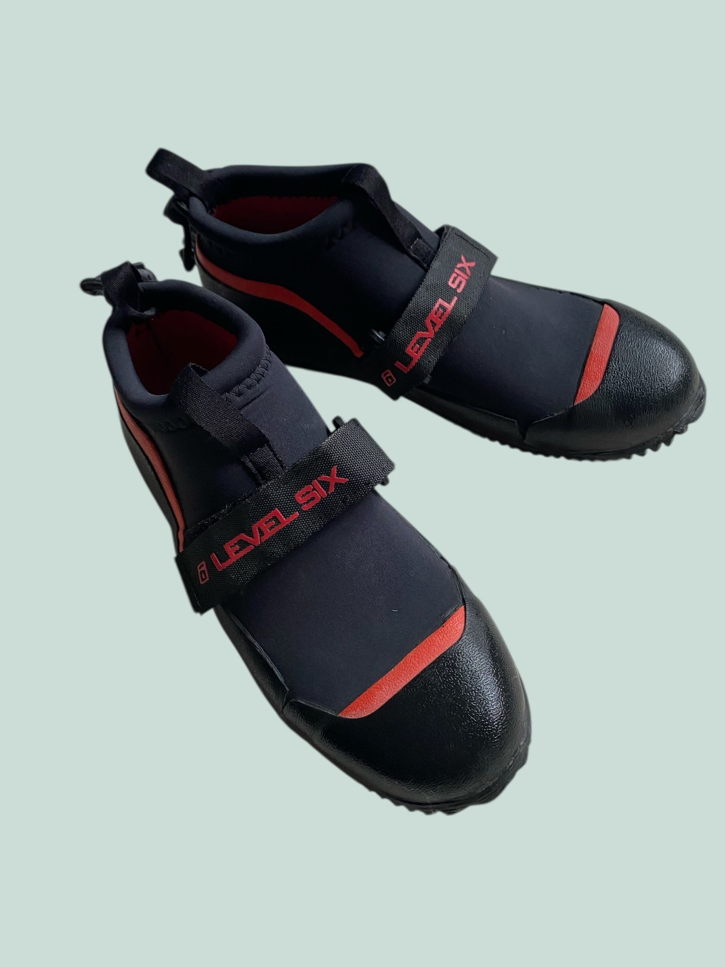 Neoprene river kayaking/paddle shoes women’s 5 US  | Level Six