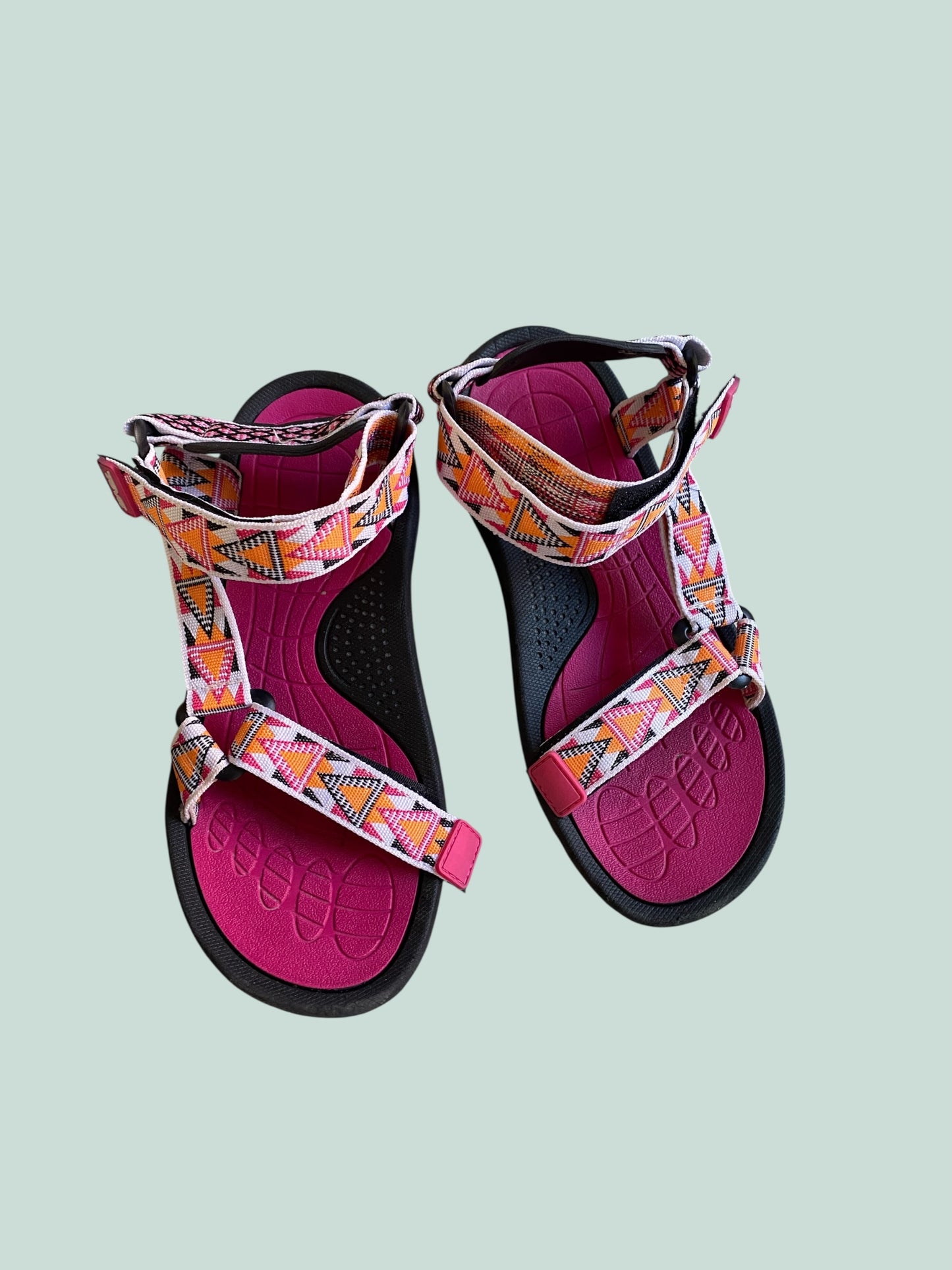 Pink lightweight sandals women's 8US (39) | Teva