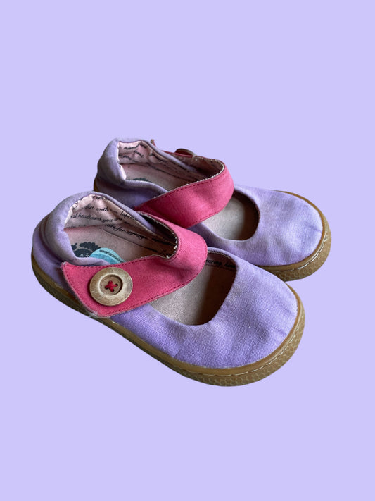 Lavender canvas shoe 10 US Little Kids | Livie & Luca