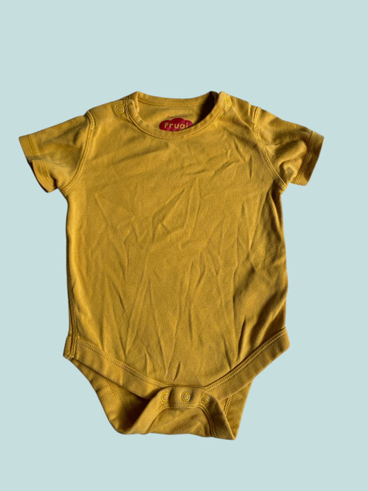 Organic cotton mustard onesie 3-6m | Frugi