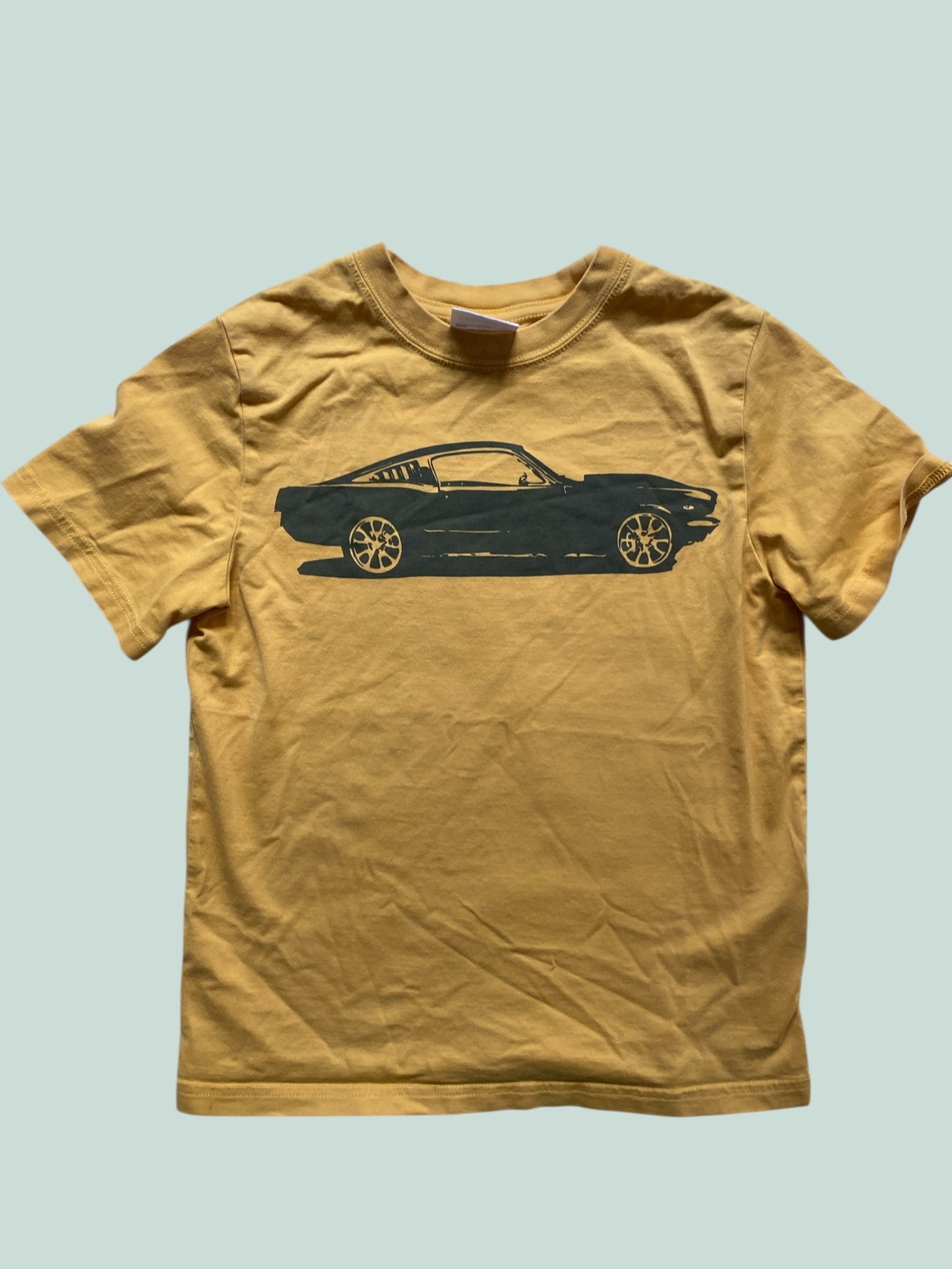 Yellow car cotton t-shirt 7-9Y (130) | Hanna Andersson
