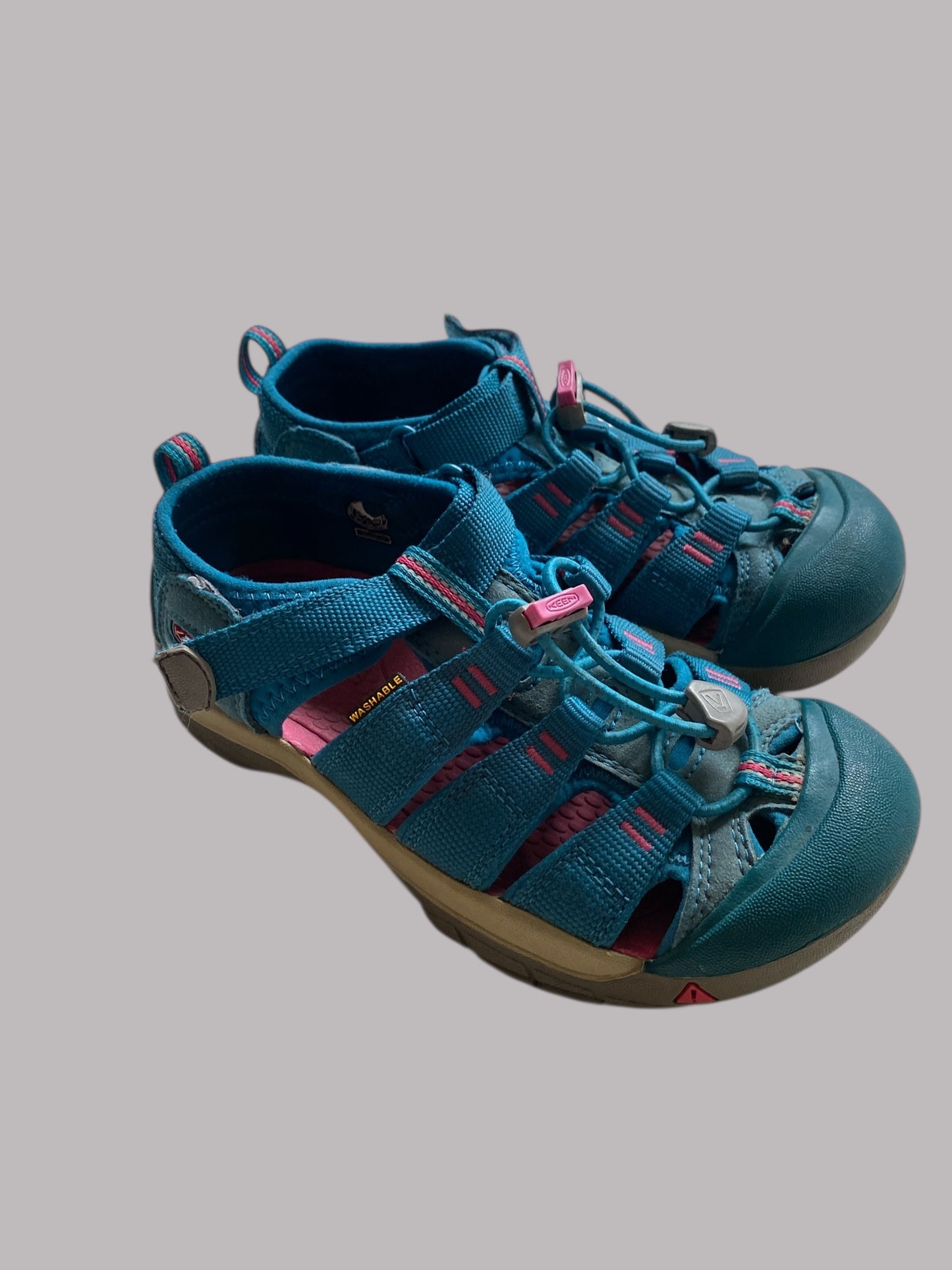Teal and pink sandals 2 US Big Kids | Keen