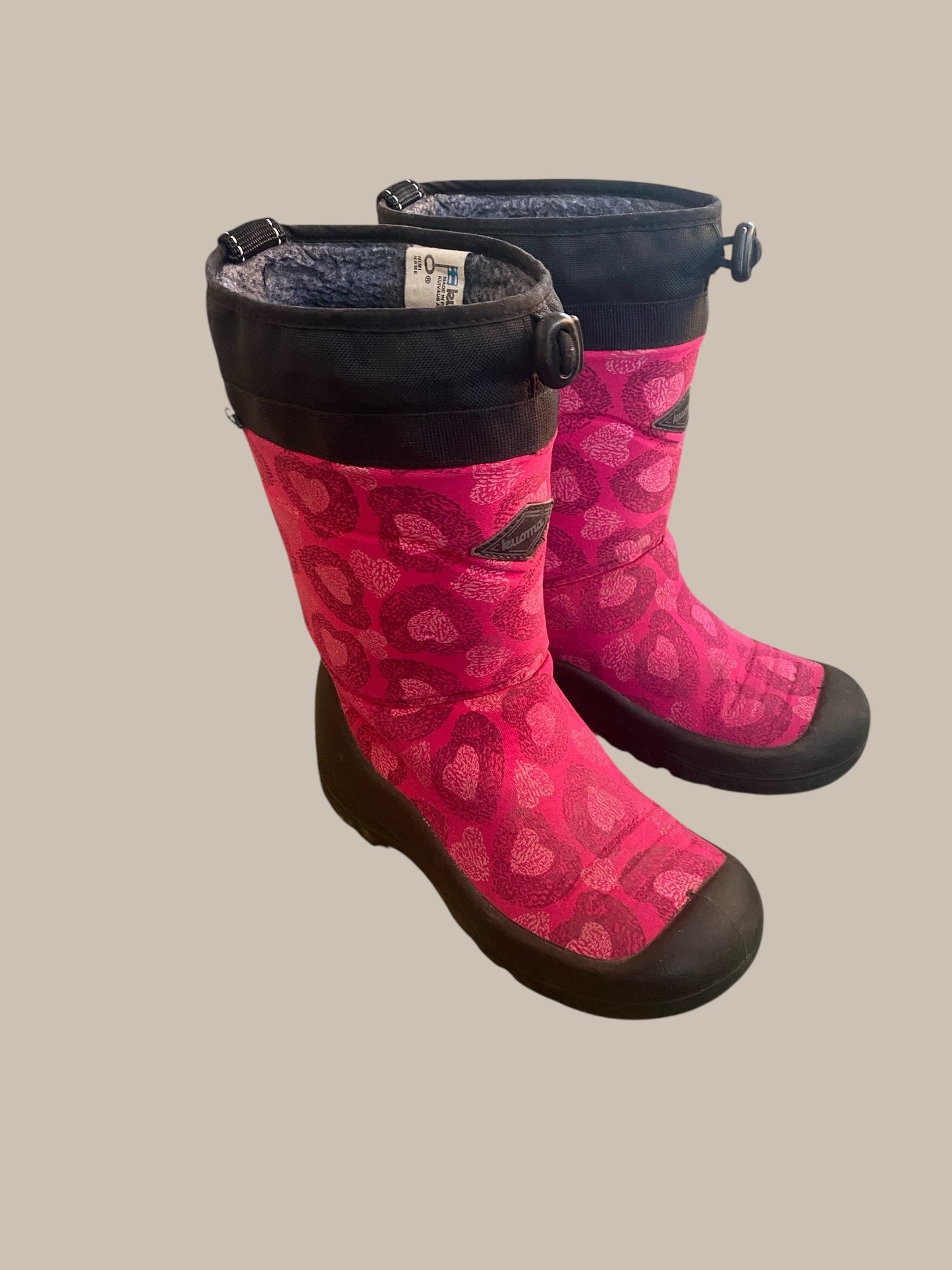 Pink hearts Snowlock Lumi winter boots 2 US Big Kids (34 EU) | Kuoma