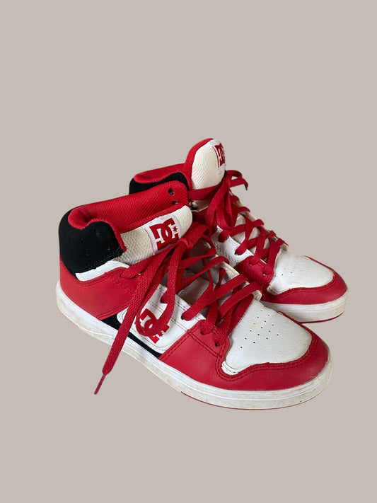 High top sneakers 4.5 US Big Kids | DC