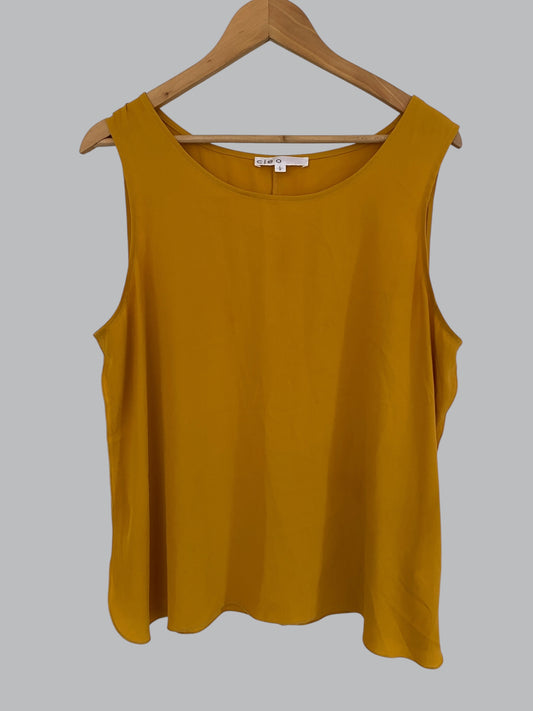 Yellow top women’s large | Cleo