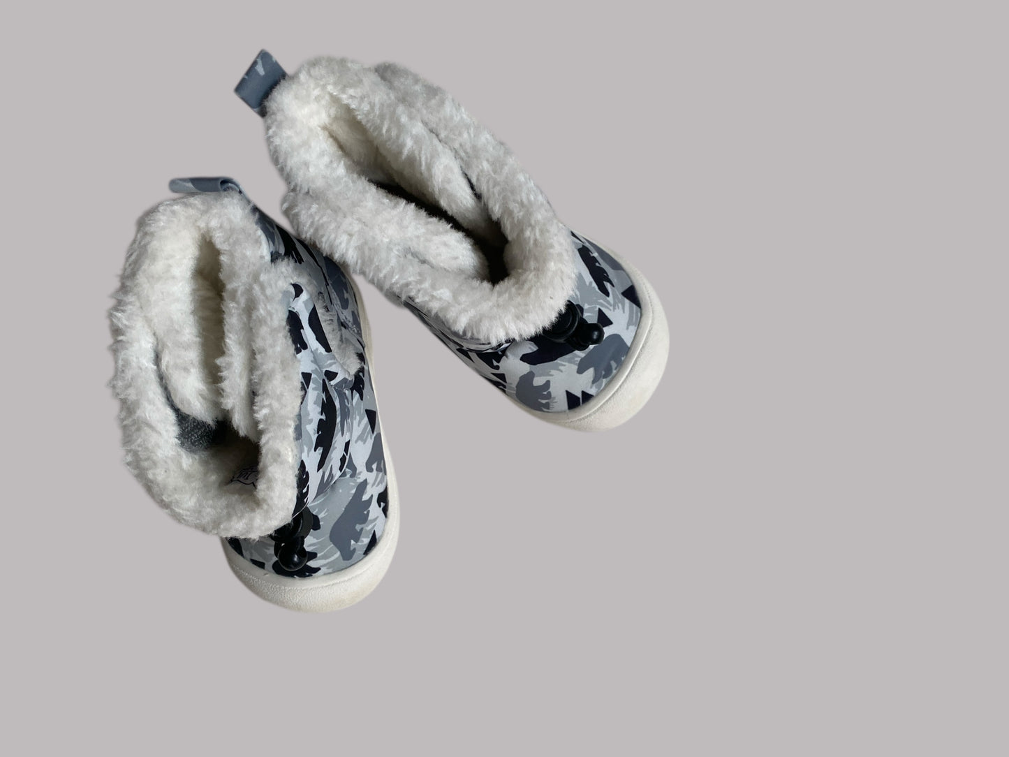 Fleece lined bear booties 5 US Little Kid | Jan & Jul