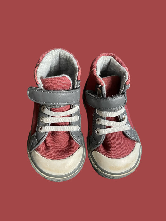 Velcro sneakers 4 US Little Kid | See Kai Run