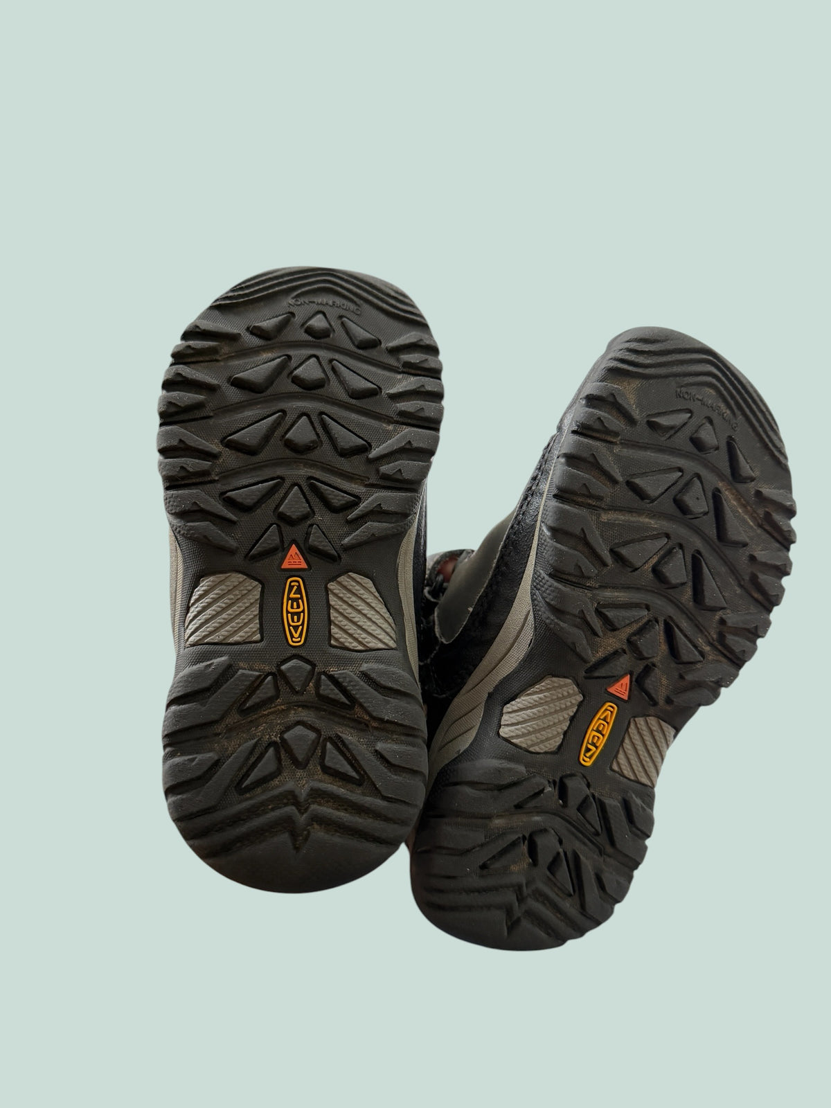 Waterproof velcro shoes 10US Little Kid | Keen