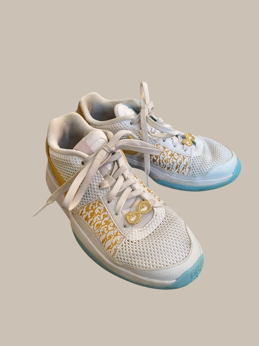 Chinese New Year basketball sneakers 4.5Y Big Kids (36.5 EU)| Nike