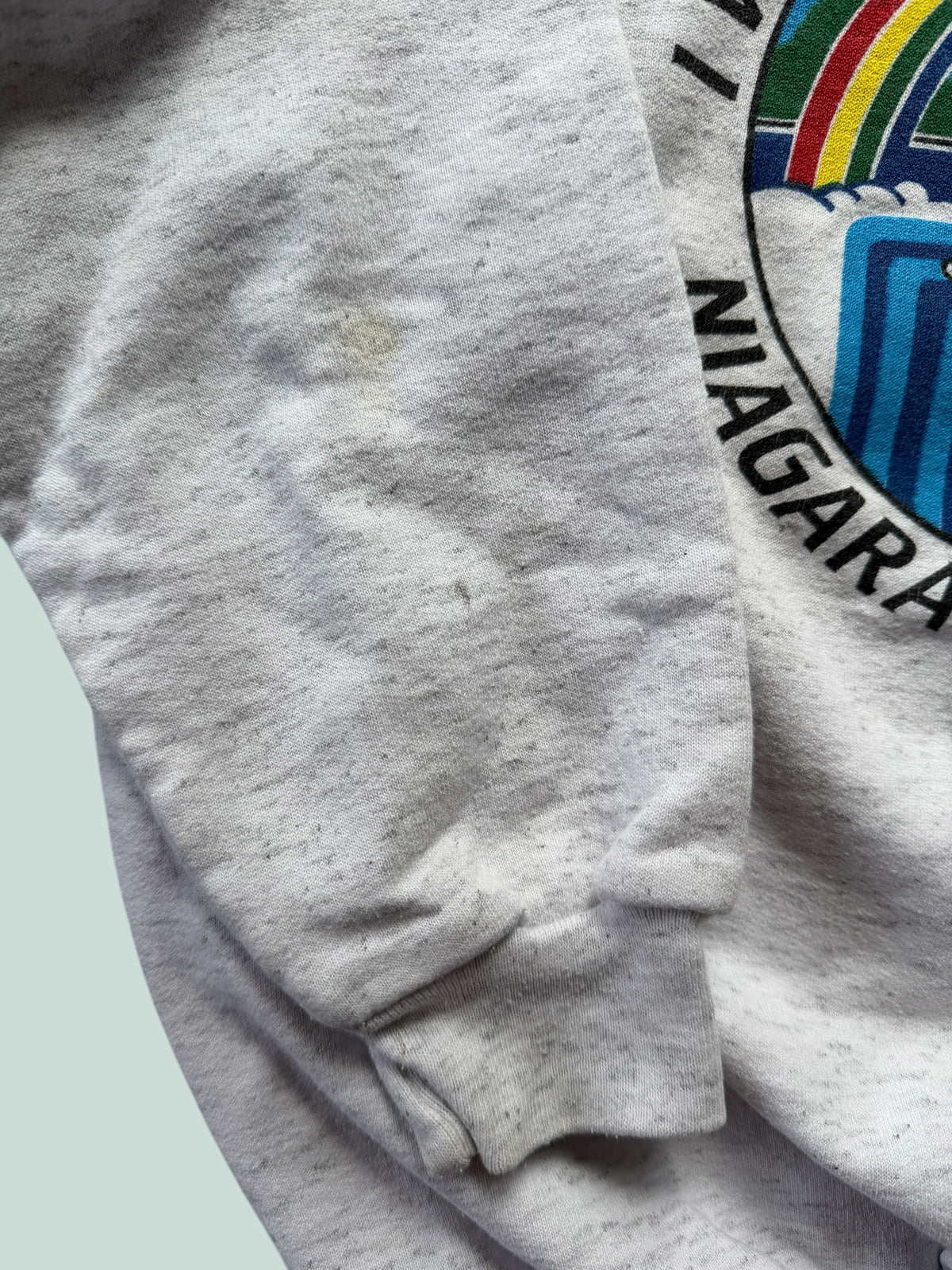 Vintage "I went over the Falls with Niagara Helicopters" sweater ~10-12Y