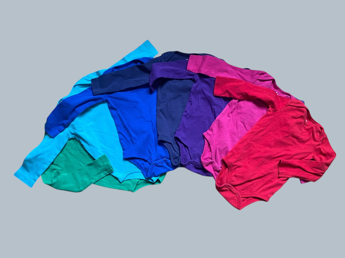 Organic cotton long sleeve onesie 12-18m | Primary - multiple colours